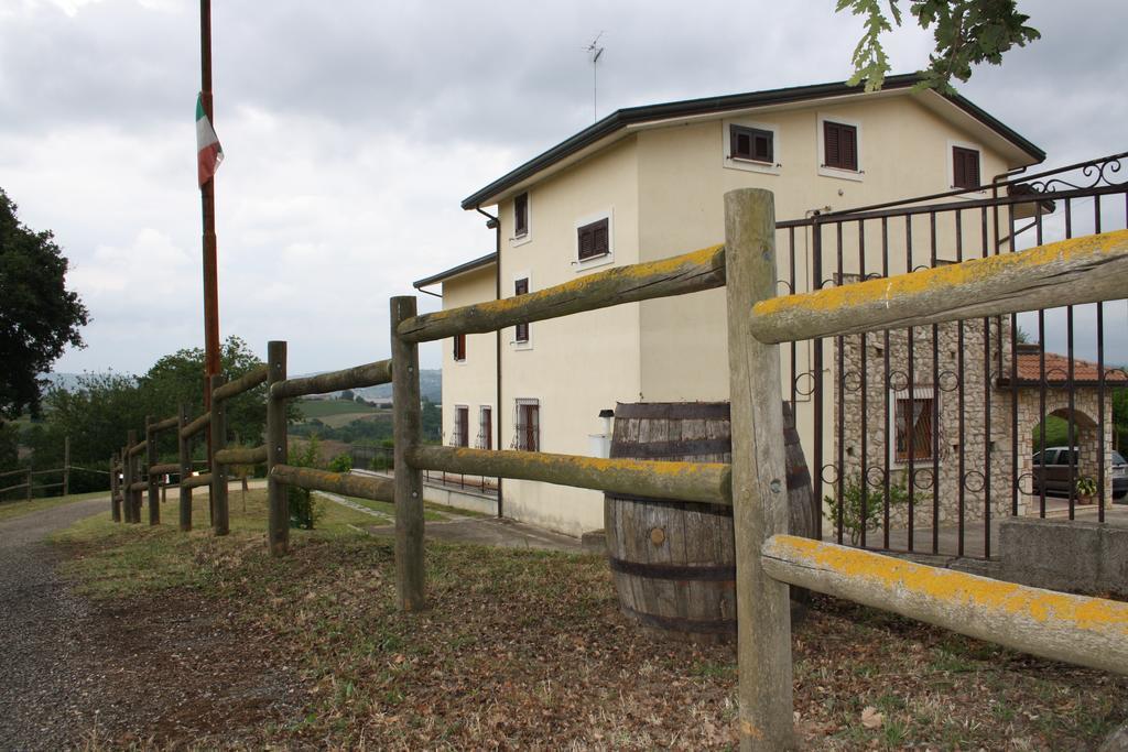 Agriturismo Casale 1921 Torre le Nocelle Esterno foto